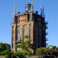 In Dordrecht staat Villa Augustus, de voormalige watertoren, als lokaal toonbeeld van herbestemming