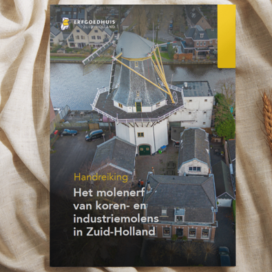Mock up van de handreiking Het Molenerfg van koren- en industriemolens in ZH ter illustratie