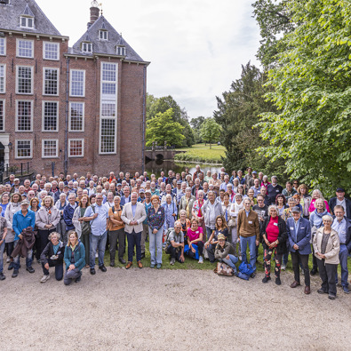 vrijwilligersdag groepsfoto met alle deelnemers