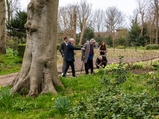 Expeditie Erfgoed, bustour langs erfgoedprojecten in de provincie, hier Landgoed Calorama (Foto: Barteld W. De Jong)