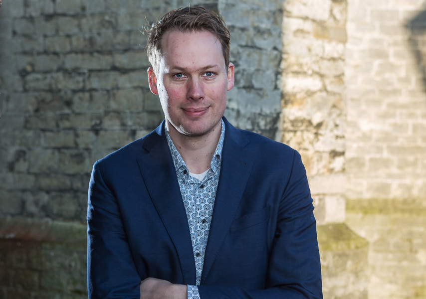 Portretfoto van Erik van den Berg (Foto: Floris Scheplitz)